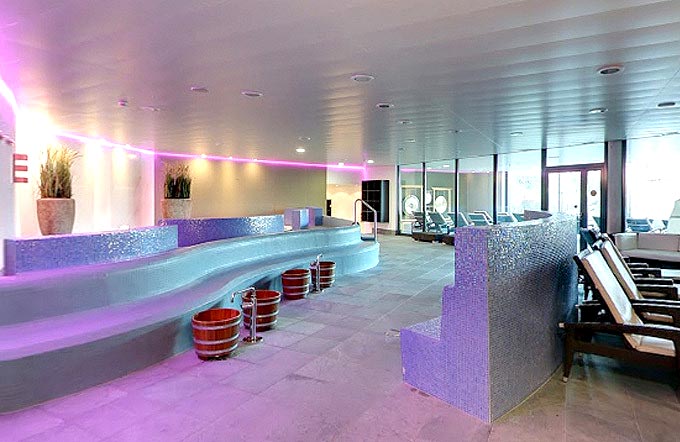 aquabasilea-sauna-pool_d066eb15a33309fe5fae620b68ccf7ca