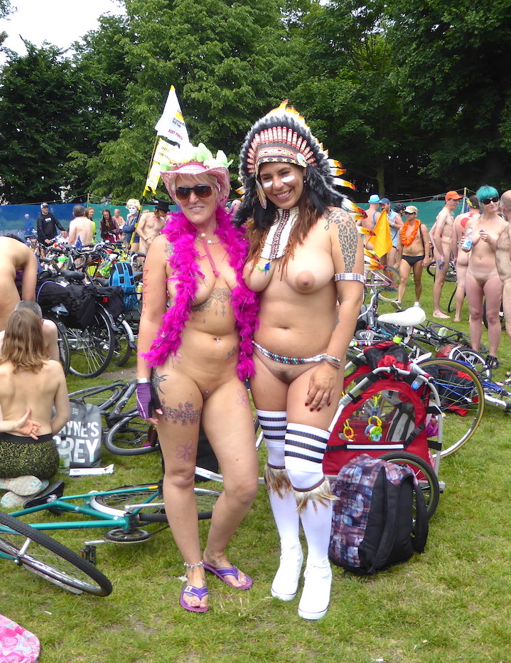 brighton_world_naked_bike_ride_2017